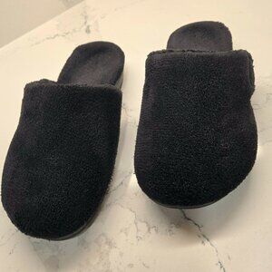 Vionic Gemma Slipper with Orthoheel technology for arch support SZ 8M